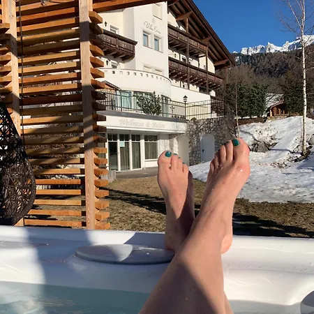 Hotel Garni Erna 3*
