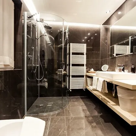 Garni Erna 3*