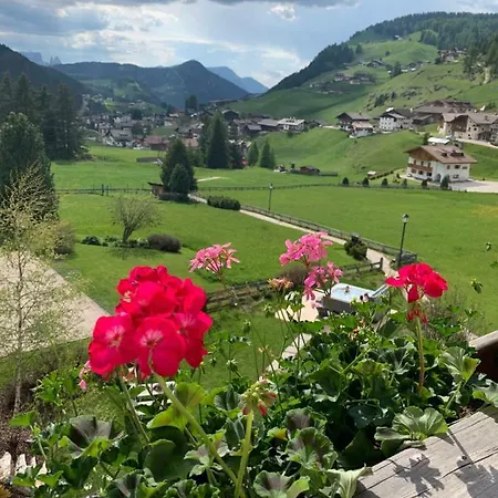 Garni Erna Hotel Selva di Val Gardena
